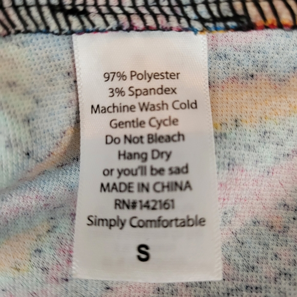 LULAROE AZURE Red Blue Orange Tribal Skirt Size S - Picture 5 of 5